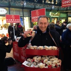 Foto Hamburg Leuchtfeuer Teddy Aktion 2014